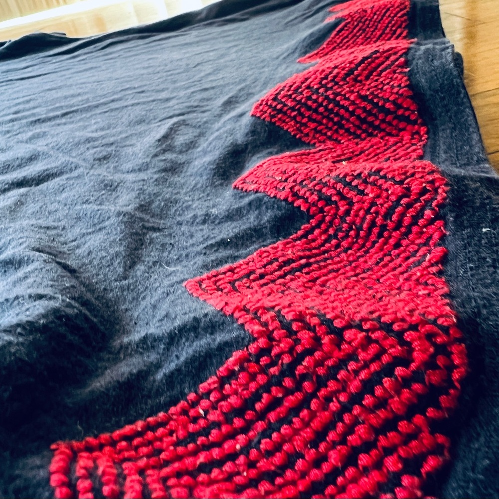 Visvim Dark Blue Tee with Red Zigzag Hem - Picture 3 of 8